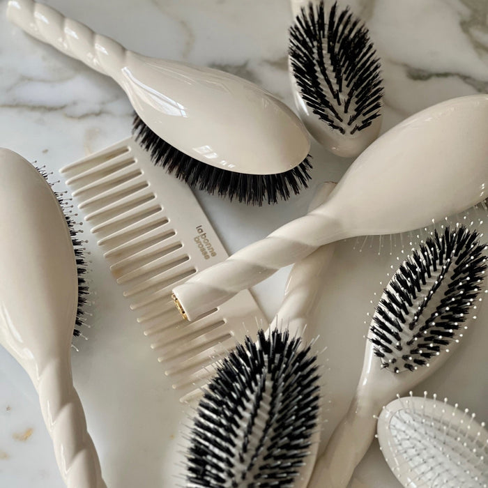 La Bonne Brosse - N.02 Small Care & Detangling Hair Brush - Creamy White