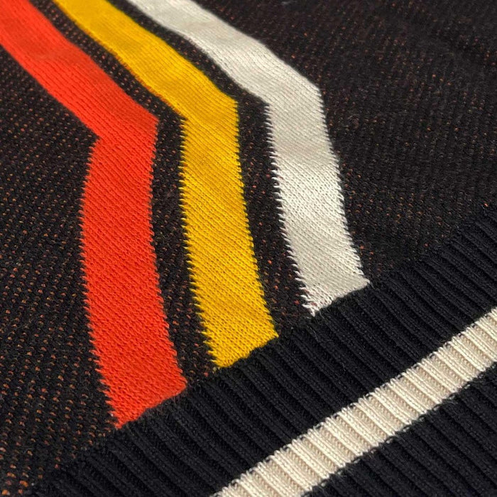 MADCAP Pirelli 60s Mod Textured Knit Mock Turtleneck Jumper in Black