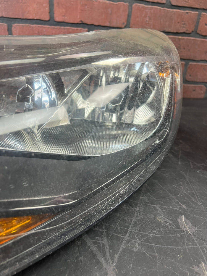 12-14 ford focus st halogen front left oem headlight Black Bezel