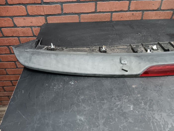 2007-2012 Dodge Caliber Rear Tailgate Spoiler w/ Third Brake Light oyq84trma