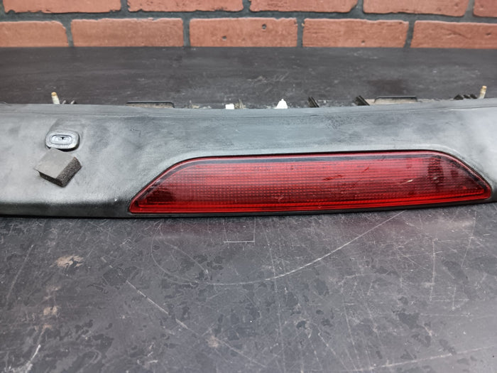 2007-2012 Dodge Caliber Rear Tailgate Spoiler w/ Third Brake Light oyq84trma