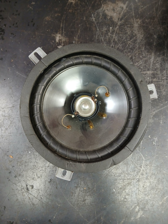 2008-2011 Challenger Grand Cherokee Audio Speaker Set 68025300aa 05030479aa