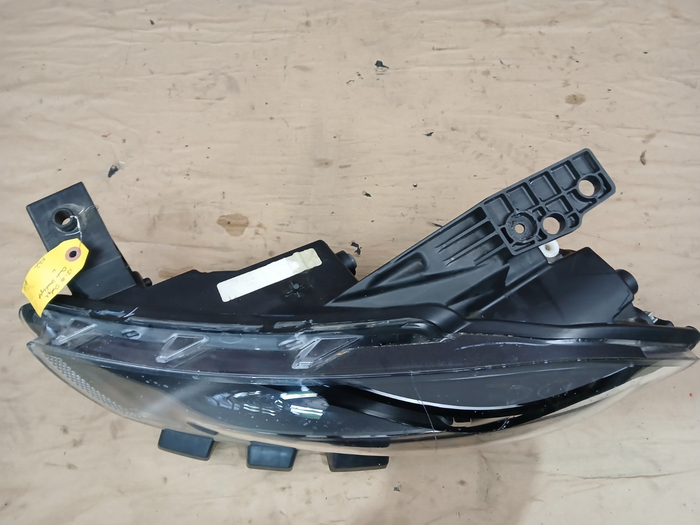 2013-2015 Dodge Dart Front Driver LH Side Headlight Lamp Assembly 68085141AE