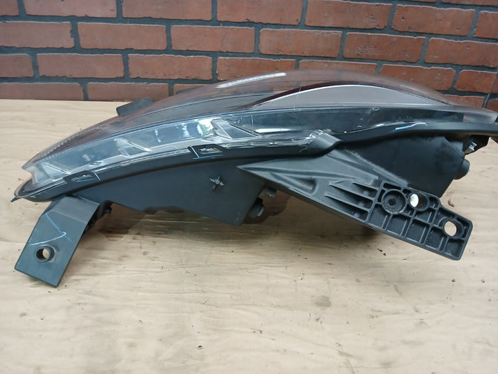 2013-2015 Dodge Dart Front Passenger RH Side Headlight Lamp Assembly 68085140AE
