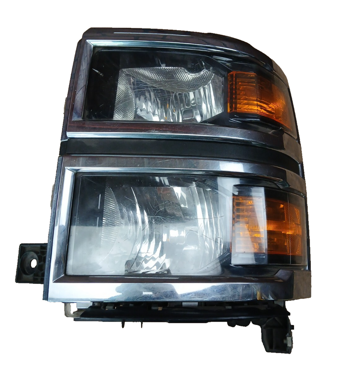2014-2015 CHEVROLET SILVERADO 1500 DRIVER LH SIDE HEADLIGHT LAMP OEM 23172782