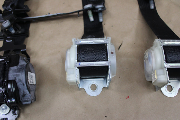 2016 Dodge Charger R/T Scat Pack Left Right Seat Belt Retractor Set OEM