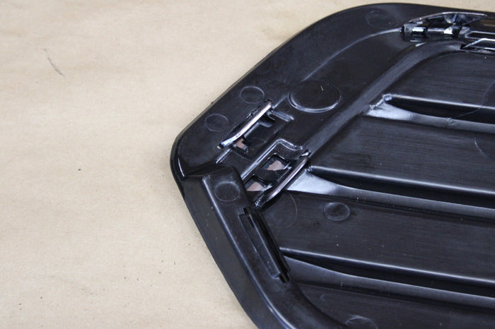 2017-2020 Cadillac XTS Front Left Driver Side Fog Lamp Trim Cover Bezel Chrome