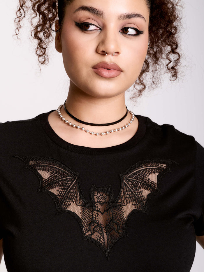 BAT APPLIQUE T-SHIRT