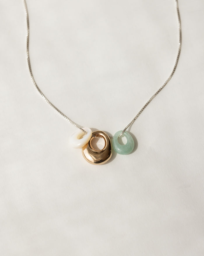 Contour Convertible Charm