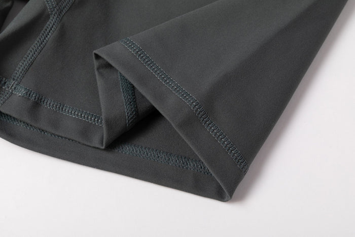 Curve Sculpt Short - Matte Grey