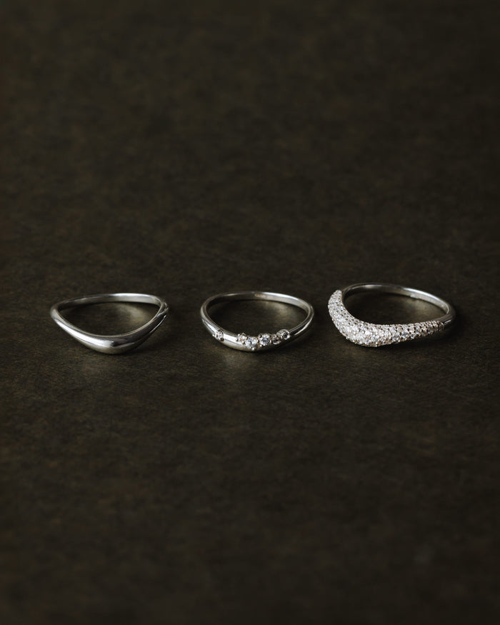 Dappled White Sapphire Flow Ring