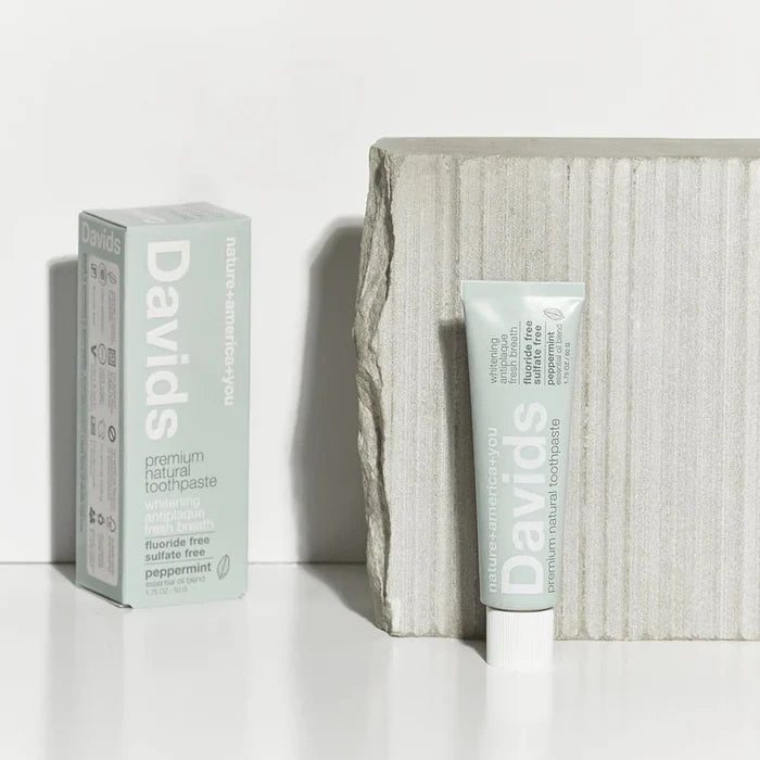 Davids travel size premium toothpaste / peppermint / 1.75 oz