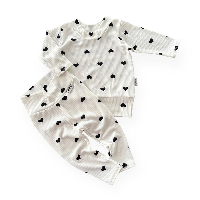 Flipped Black Hearts on White Ribbed Lounge Set