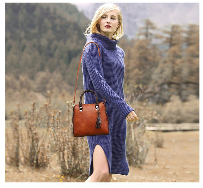 H889 - Four Piece Diagonal Shoulder Bag