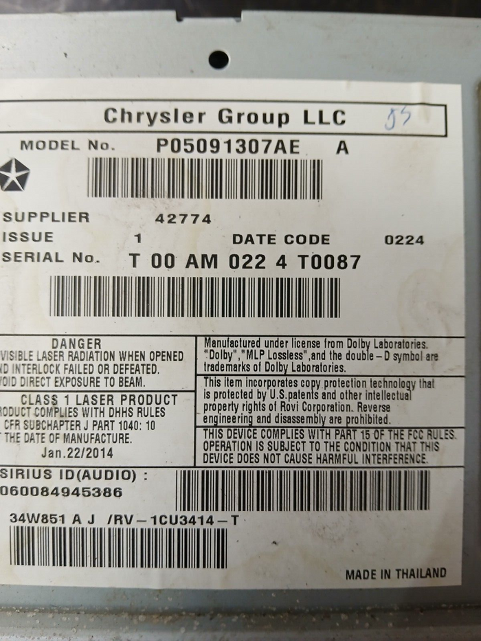 Jeep Dodge MyGIG Low RBZ Radio UConnect Touchscreen CD DVD Player OEM 05091307ae