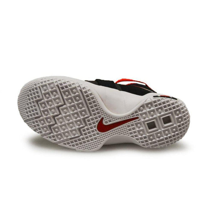 Juniors Nike Lebron Soldier 10 (GS)-Basketball, Juniors (3-6), Lebron, Nike Brands-Foot World UK