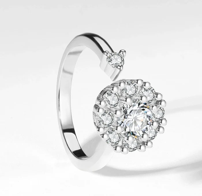 Lunea™ Orbit Ring