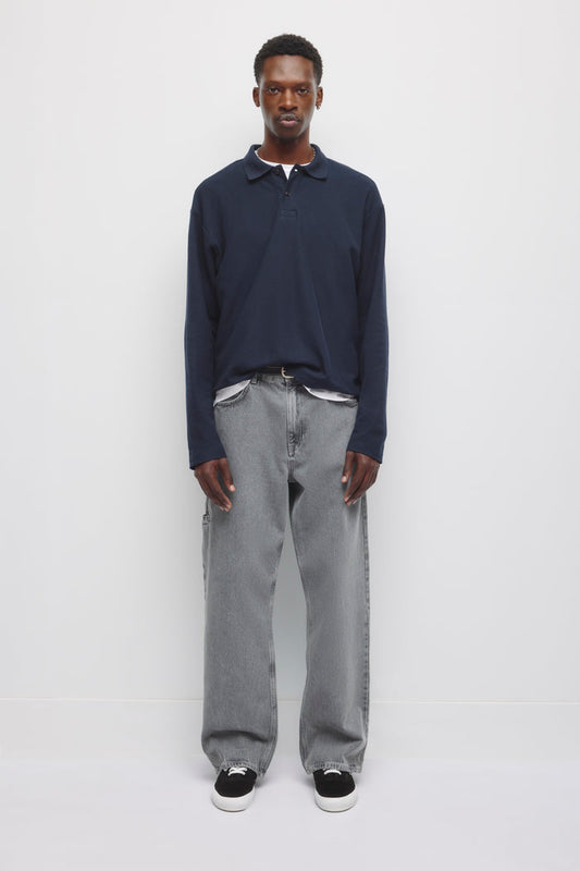 Model is 6’2” and is wearing a size 30.