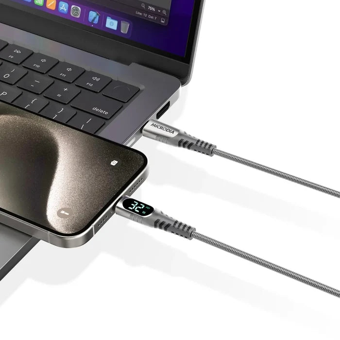ExeCable™ Digital-Display PD60W/100W USB-C to USB-C.