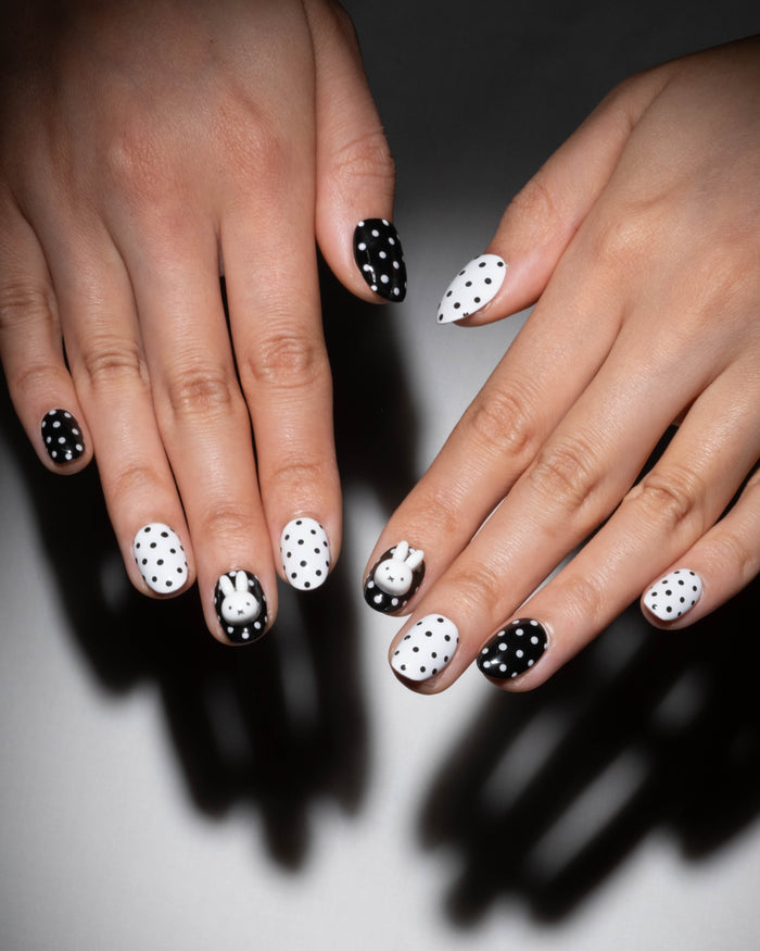 Miffy B&W Polka