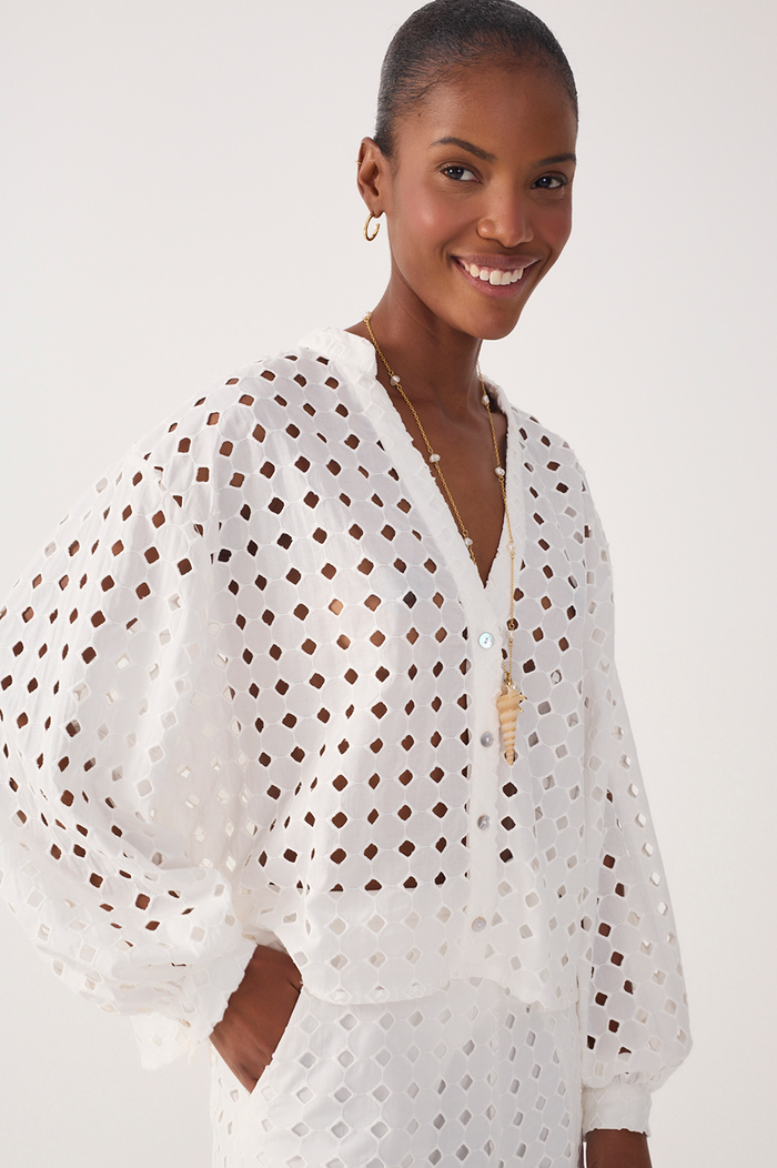 Off-White Lace V Neck Long Sleeve Shirt