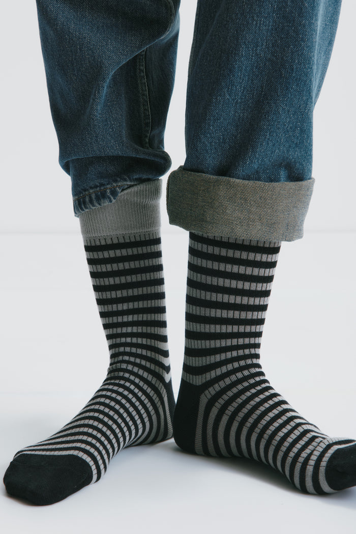 Rib Socks in Gypsum/Black Stripe