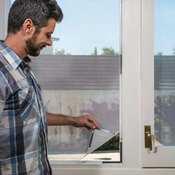 Screentastic Pro Magnetic Mosquito Net.