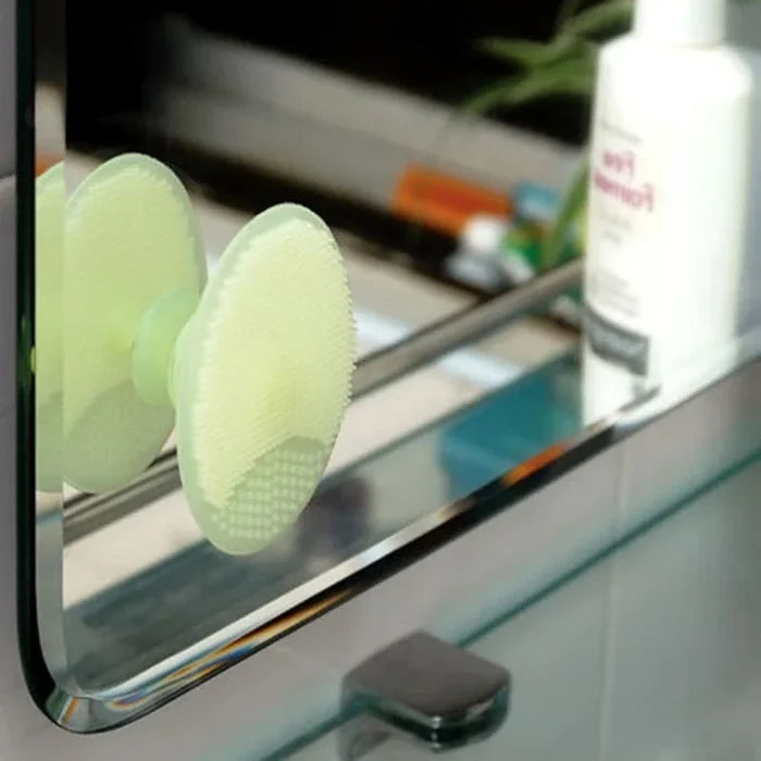 Cleansing brush in use
