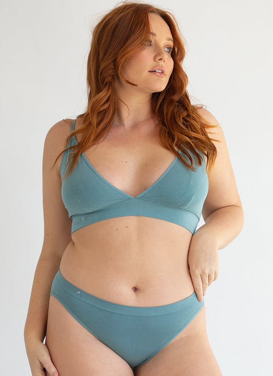 V Crop – Blue | Nat'v Basics