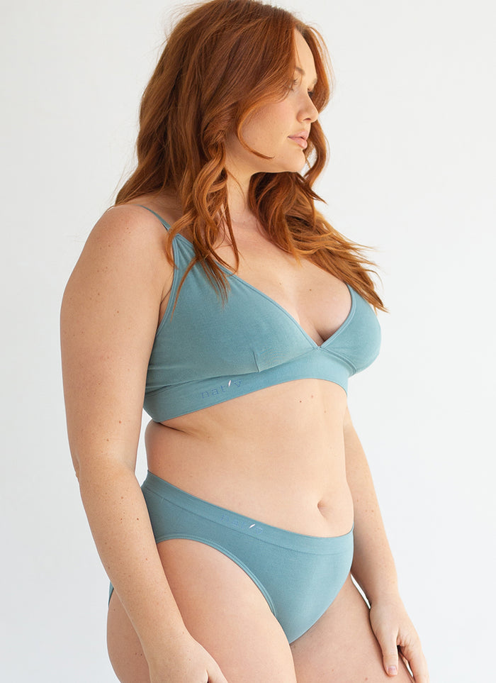V Crop – Blue | Nat'v Basics