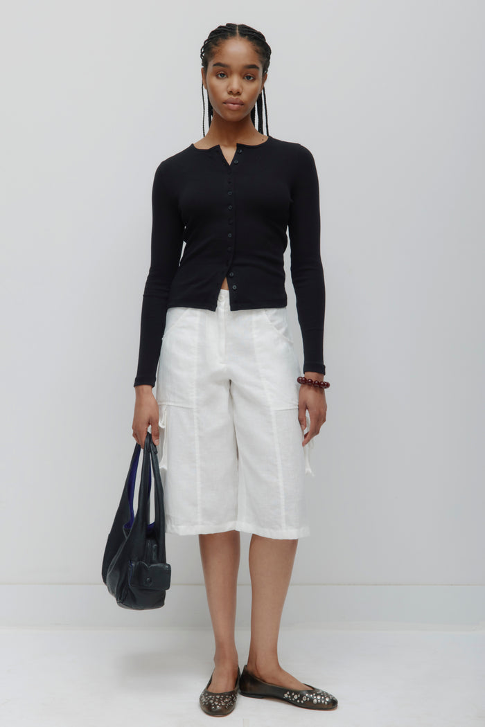 Women's Crew Neck Cardigan in Black