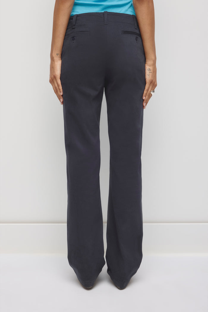 Women's Rafa Low Rise Twill Pant in Deep Ocean