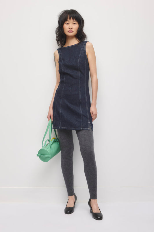 Model is 5’9” and is wearing a size XS.